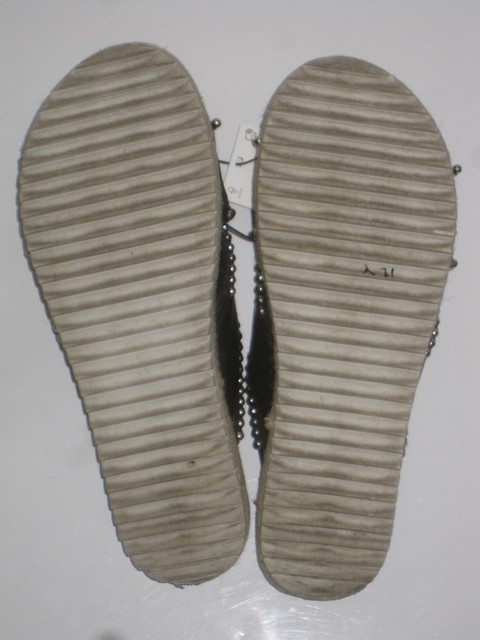 zara women's flip flops