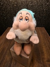 Vintage Sleepy Snow White And The Seven Dwarfs Standing Plush Toy Disney Store