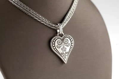 Brighton Pendentif En Coeur Argenté Trois Brins Longueur Totale 18" (Adjustable) - Photo 1/3