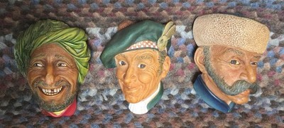 3 VINTAGE BOSSONS ENGLAND CHALKWARE HEADS WALL HANGINGS LOT KURD, JOCK, ARMENIAN