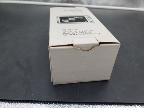 ERTL AMT 1992 GEO STORM GSI Dealer Promo Model 1:25 White #6127 - Picture 12 of 14