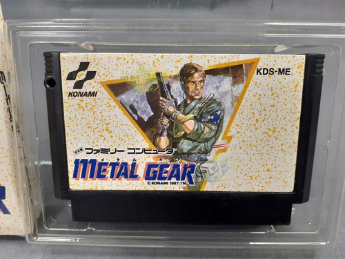 NINTENDO FAMICOM Metal Gear Japan Version Boxed - Picture 4 of 8