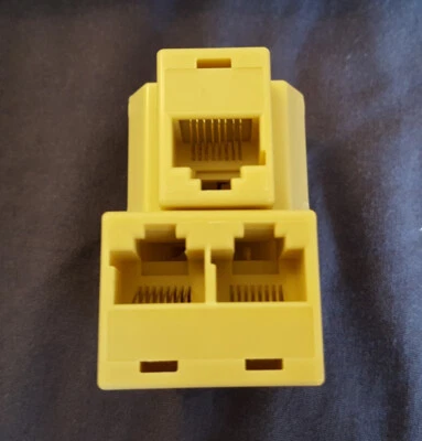 Coupleur Splitter Ethernet RJ45 - Photo 1/2