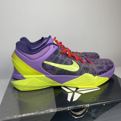 Nike Kobe 7 Supreme christmas 2011 