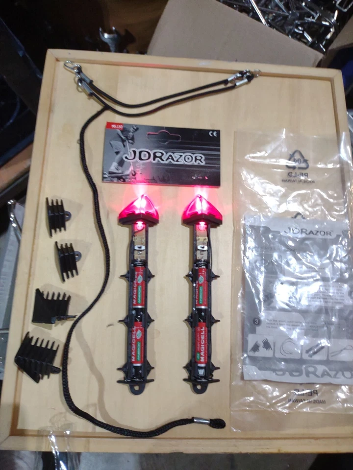 Razor Scooter #5120 Original Light Pods - Image 4 of 4