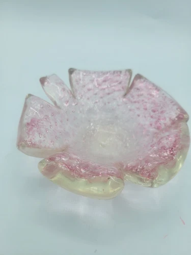 MCM Pink Silver Fleck Bullicante Murano Art Glass Flower Clover Bubble Dish