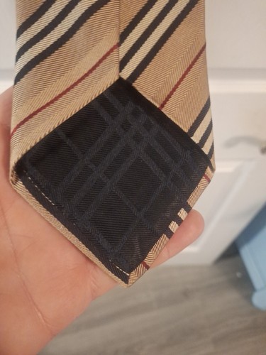 BURBERRY Beige Striped Silk LUXURY Tie ITALY - Picture 4 of 9