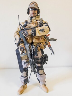 Hot toys 1/6 PMC 民間軍事会社 フィギュア Hot toys 1/6 PMC 民間軍事会社 フィギュア - メルカリ