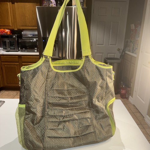 Thirty-One Large Essential Gym Bag/Tote Bag