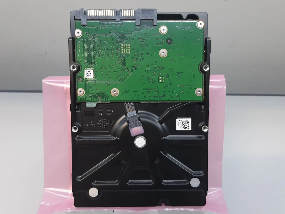 HP 4TB 3.5" SATA 3Gbps 7.2K RPM HDD Hard Drive HP: MB4000GCWDC ST4000NM0033 - Image 2 of 4