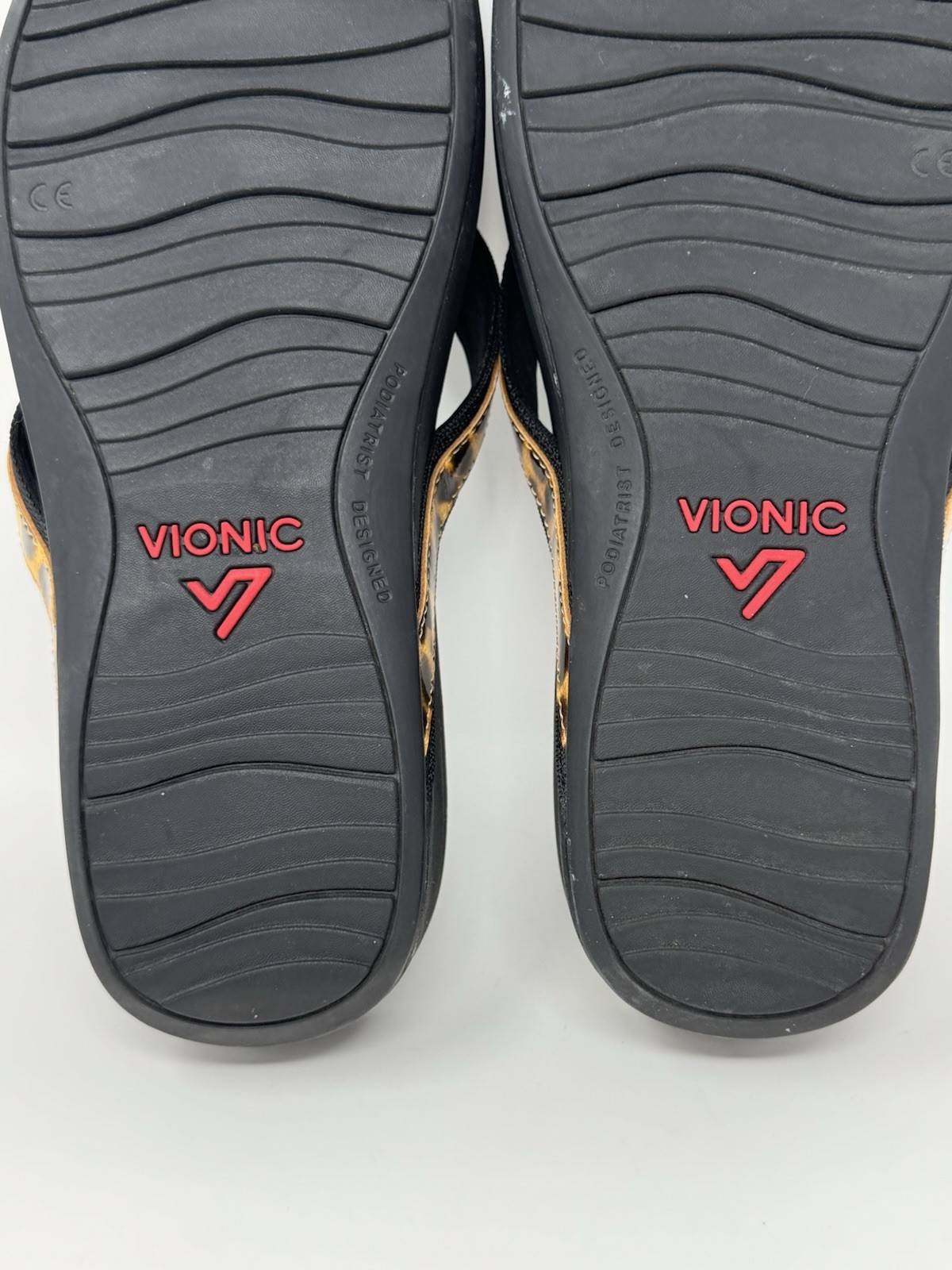 Vionic Hightide Leopard Black Platform Thong Sand… - image 12