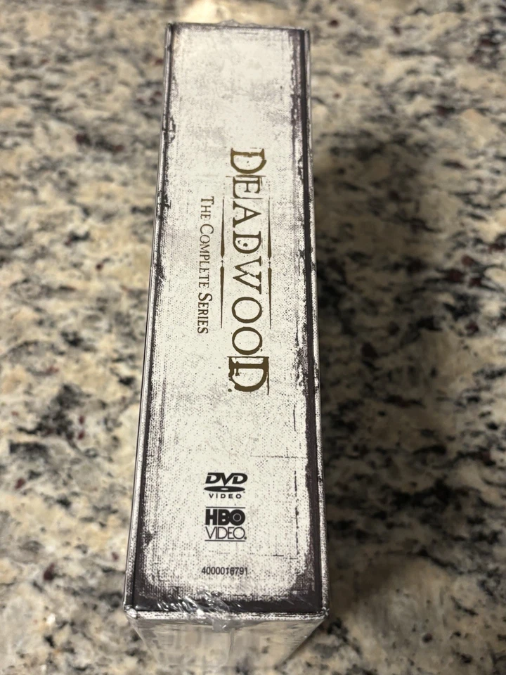 Deadwood The Complete HBO Series (DVD Box Set 2008 19-Disc Set) Brand New Sealed Foto 4 de 4