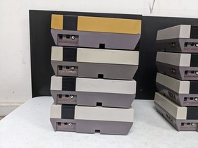 Lot of Nintendo Entertainment System NES Consoles (For Parts/Repair)