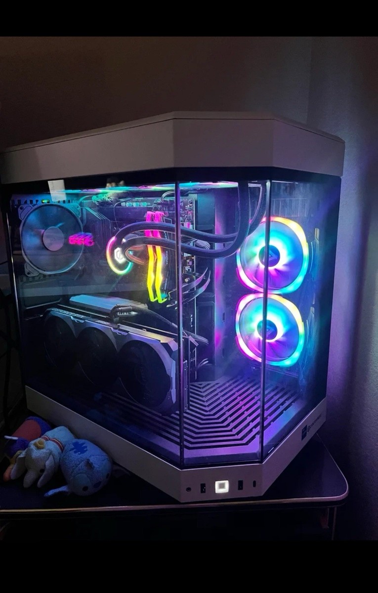 Gaming PC Intel Core I7-13700K, GEFORCE RTX 4070, 2TB, 32GB RAM 