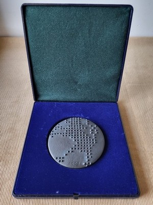 Heavy brutalist medallion 1993 - Adam Donner Germany, abstract art object