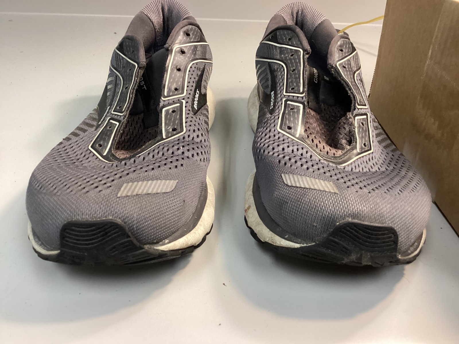 Brooks Ghost 13EE - image 2