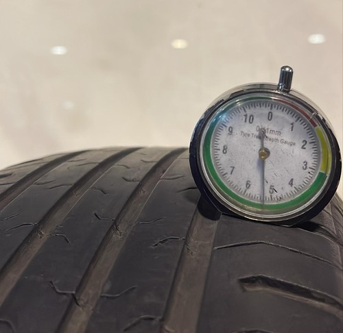 PNEUMATICO USATO CONTINENTAL CONTI ECO CONTACT 5 205/55 R17 95V ESTIVE - Foto 2 di 2