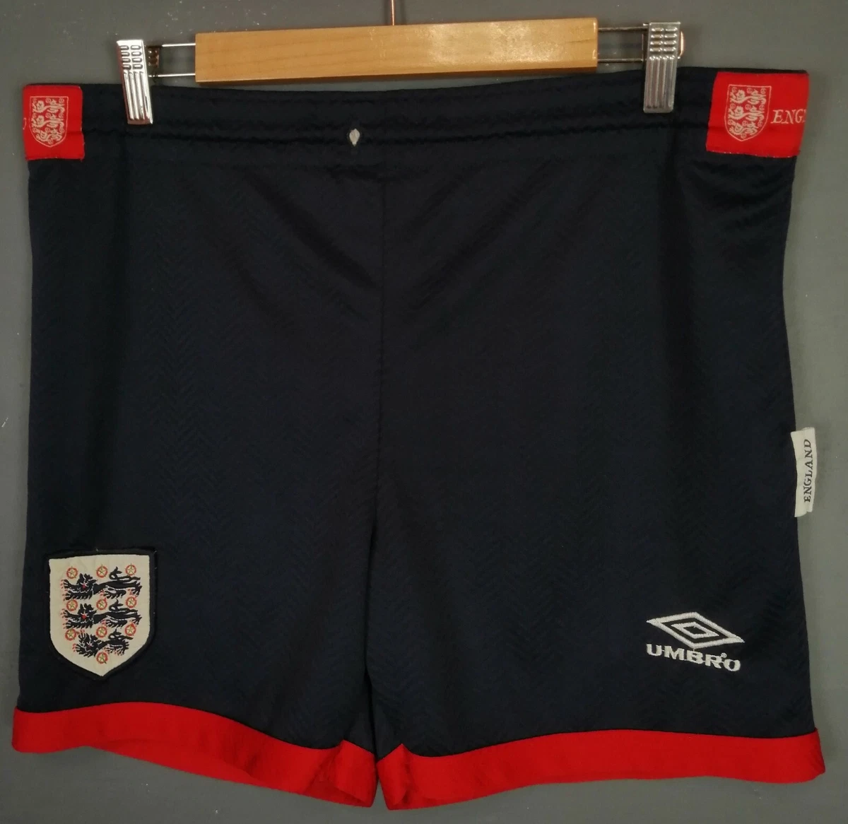Umbro hot sale england shorts