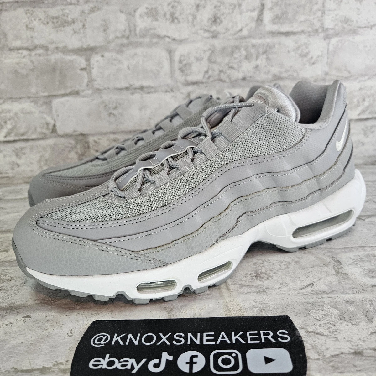 【Nike】Air Max 95 Wolf Grey Wolf Grey Air Max 95 Review + On Feet - YouTube