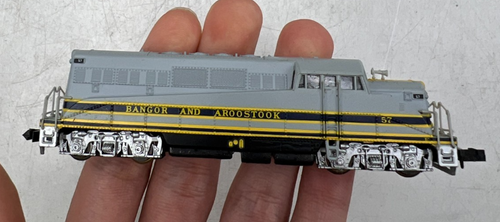 Life Like N Scale 7907 BL-2 Bangor & Aroostook #57 Diesel Train Locomotive - Picture 4 of 10