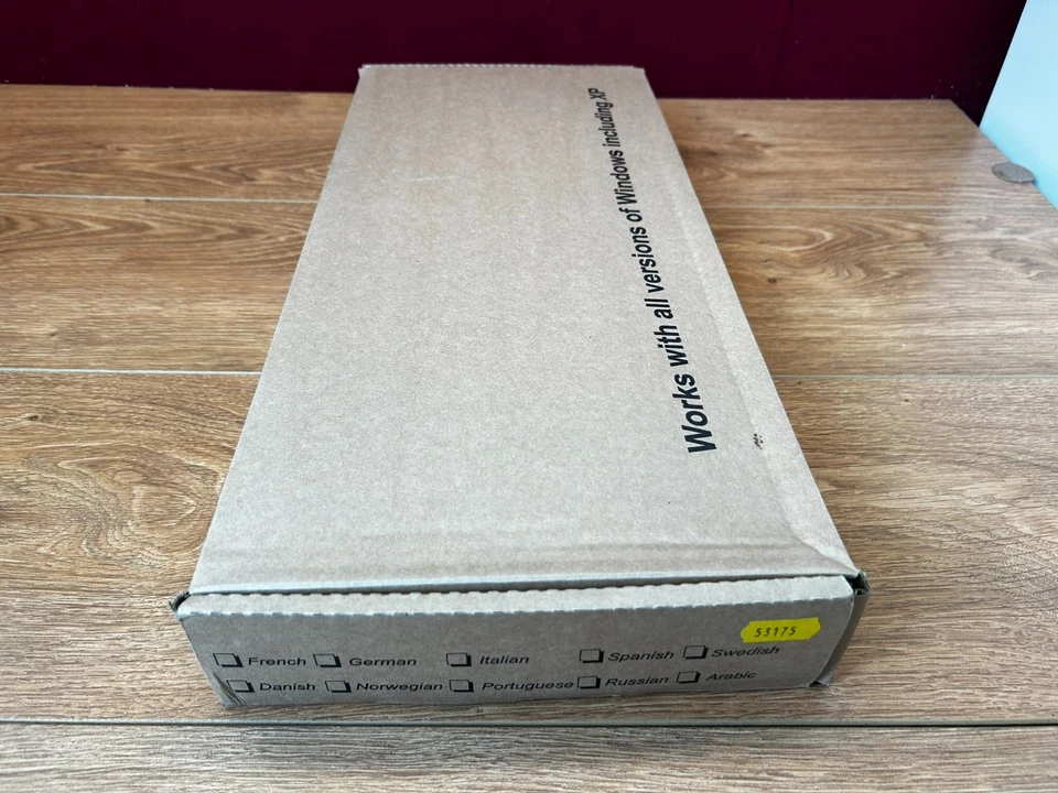 Logitech Y-ST39 P/s2 Internet Keyboard New Unused - Image 4 of 4