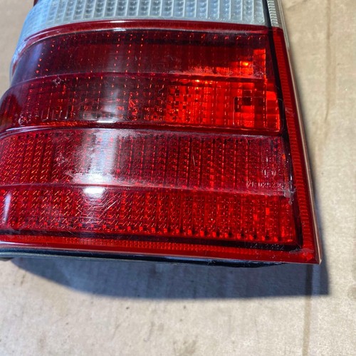 Conjunto de luz trasera izquierda mercedes-benz w124 wagon 1248204364 - Imagen 7 de 15