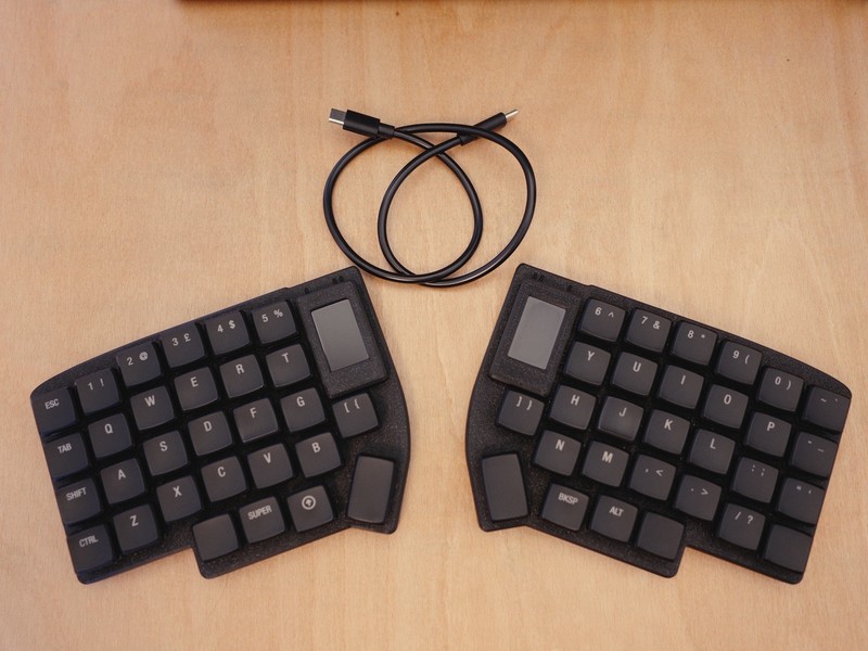 Lily58 Split Ergo Mechanical Keyboard (lowprokb Ambients Twilight, Hot Swap)