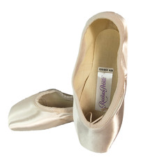 Russian Pointe Rubin Pointe Shoes Sz 34.5 W2 V2 - Flex Soft U-Cut Discontinued