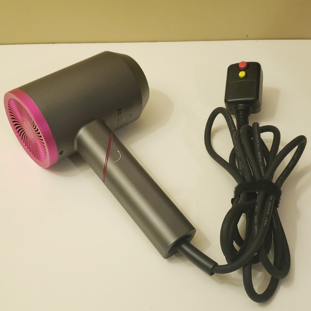 New Adagio Professional Accelerator 2100 Blow Dryer Inside Deals: Foldable Hair Dryer, Bluetooth Earphones, LED  main image 3
