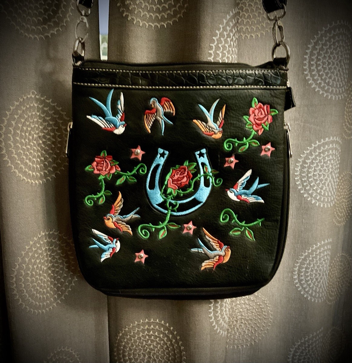 Super Cool Blazin Roxx Cross Body Western Bag Purse