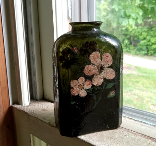 OPEN PONTIL 1840s OLIVE GREEN SNUFF BOTTLE FLARED LIP WITH PAINTED FLOWERS AS IS