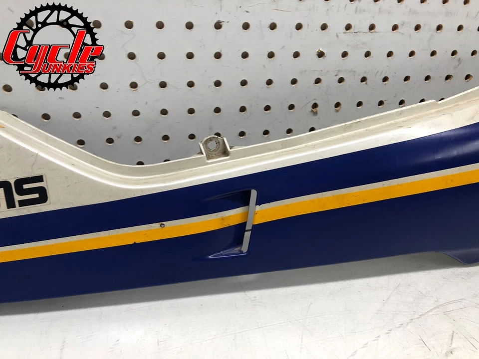 88 - 85 YAMAHA FZ750 GENESIS OEM RIGHT SIDE TAIL FAIRING COWL COVER GENUINE Foto 3 de 4