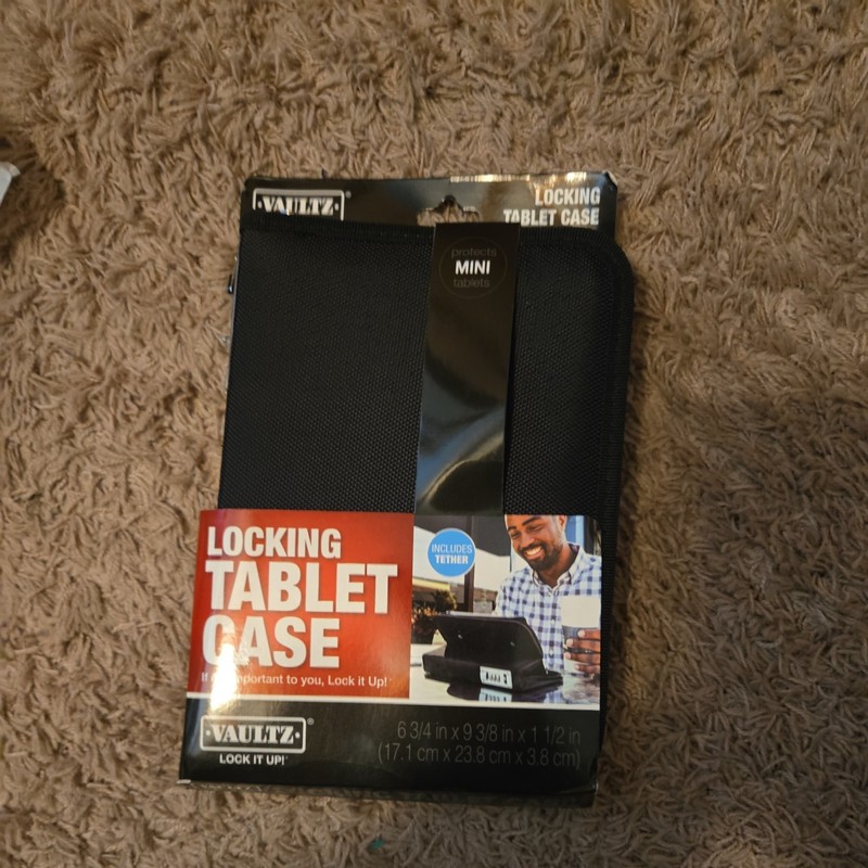 VAULTZ Locking Tablet Case Includes Tether 6 3/4 x 9 3/8 x 1 1/2 in