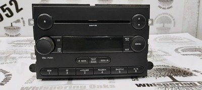 2007-2008 Ford Explorer OEM AM/FM Radio/ CD/ MP3 Receiver Unit 7L2T-18C869-AE