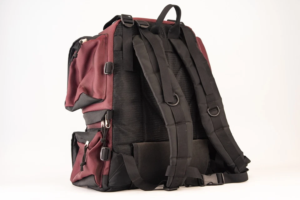 Godwin Neo Burgundy Padded Camera Backpack Hiking Bag 18 x 8 x 18" V20 - Image 3 of 4