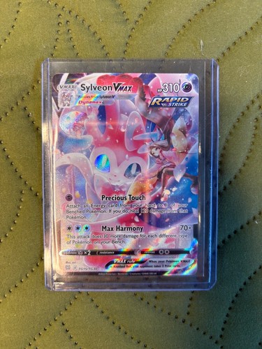 Sylveon VMAX TG15/TG30 Swsh09: Brilliant Stars Trainer Gallery Holo