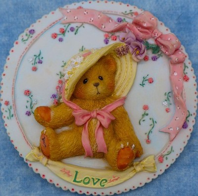 Cherished Teddies  Love  Plaque 104140   1994 Priscilla Hillman Enesco w/ Box