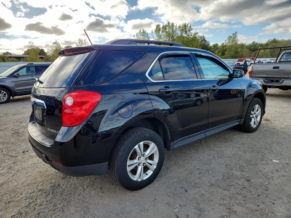 Used Radiator fits: 2015 Chevrolet Equinox 2.4 Grade A Foto 3 de 4