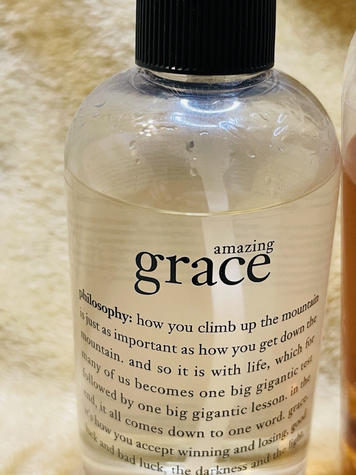 Philosophy AMAZING GRACE BODY SPRITZ  8oz - 75% Full + FRESH CREAM 60%