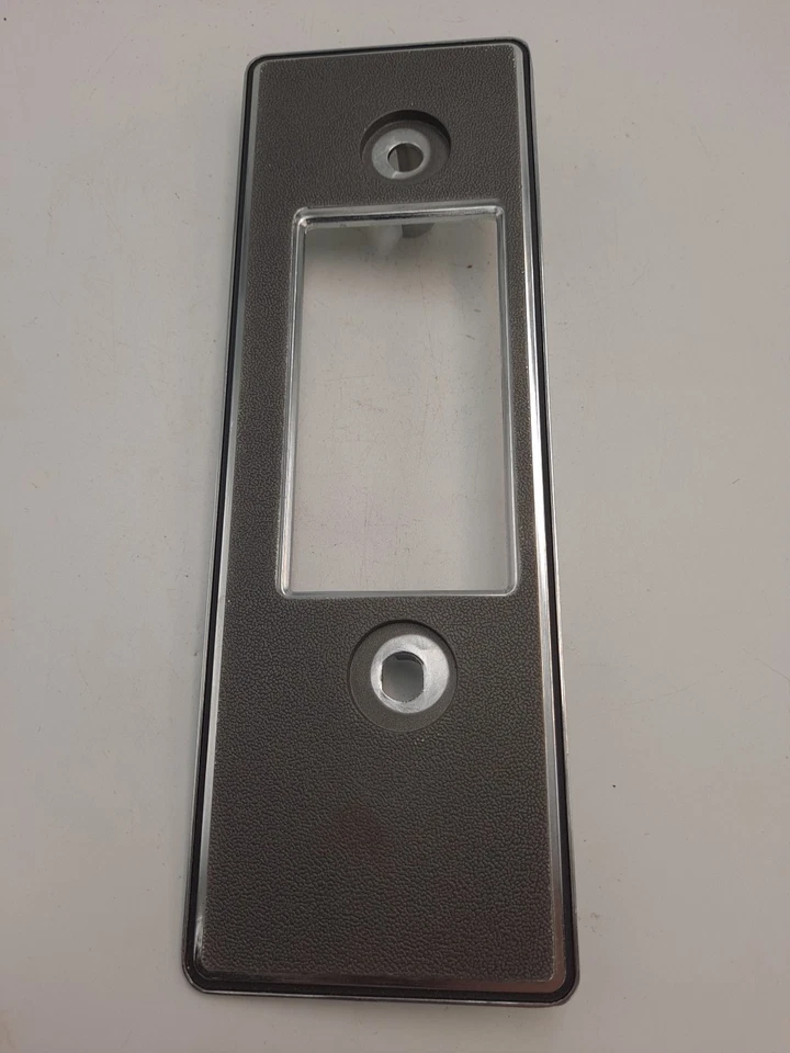 Radio bisel tablero Ford Galaxie 500 LTD 1971-72 D1AA-18842-DA Foto 3 de 4