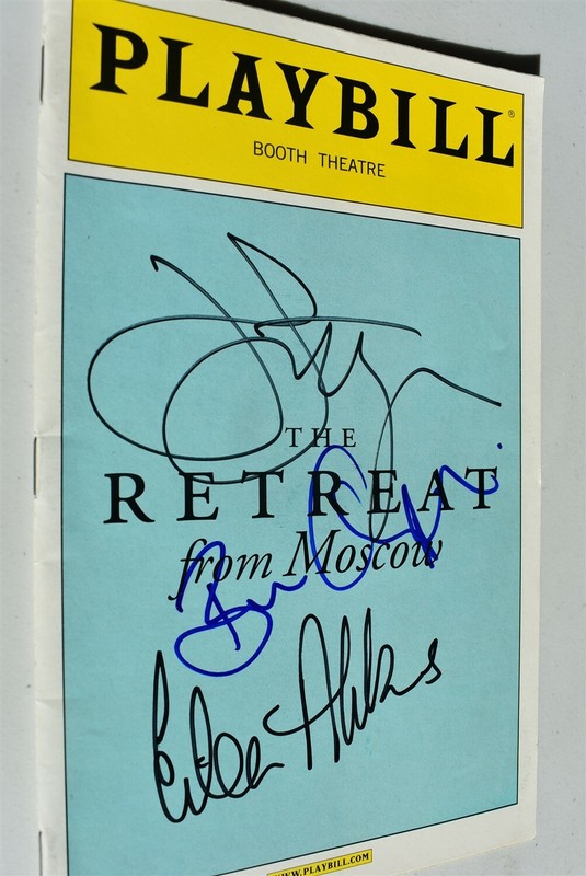 EILEEN ATKINS JOHN LITHGOW BEN CHAPLIN Retreat Moscow SIGNED Broadway Playbill
