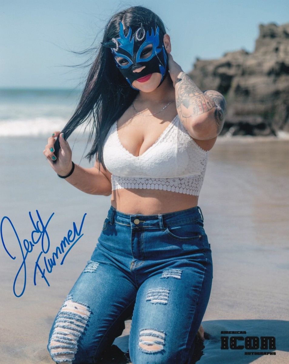 Lady Flammer Signed 8x10 Photo Lucha Libre AAA NWA MLW SEXY