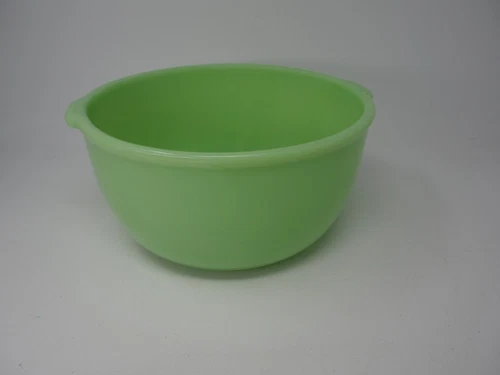 Vtg 1950's Fire King  #16 Mckee Jadeite Green 9" Mixing Serving Bowl