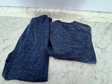 Woman’s Ultra Soft Fleece Lined Thermal Top & Bottom Base Layer Underwear Set