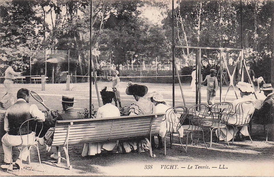 TENNIS VICHY le tennis - Photo 1/2
