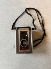 Vintage Kodak Duaflex IV camera with flash holder in exceptional condition