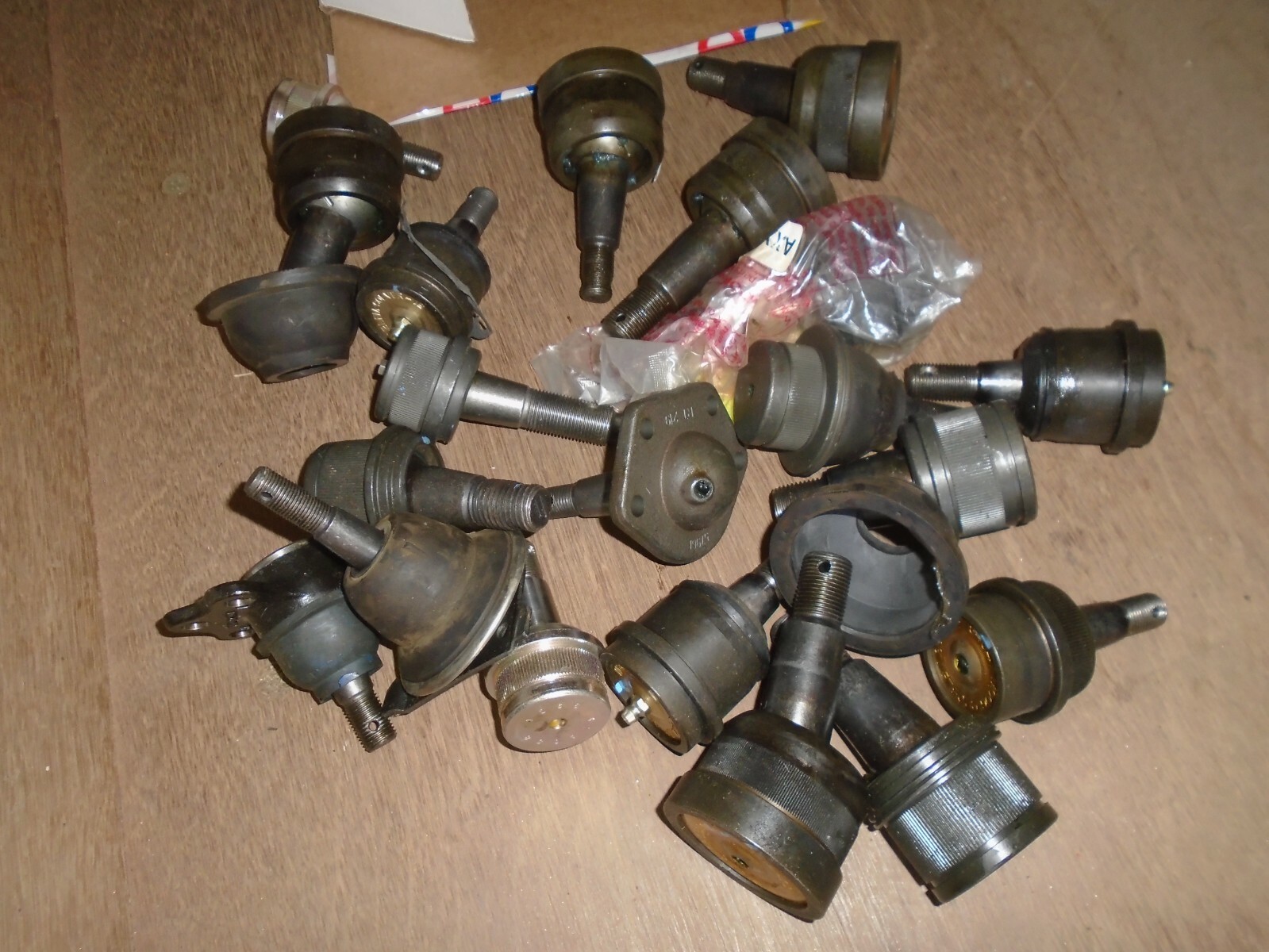 lot 13 ball joints assorted moog quick steer napa 20 each eBay