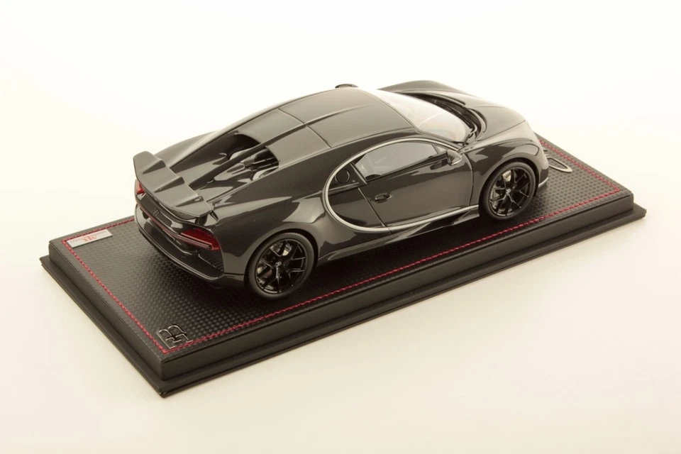 MR Bugatti Chiron Sport Gris Carbono con Marco Gris - Limitado 49 piezas 1/18, RARO Foto 2 de 4