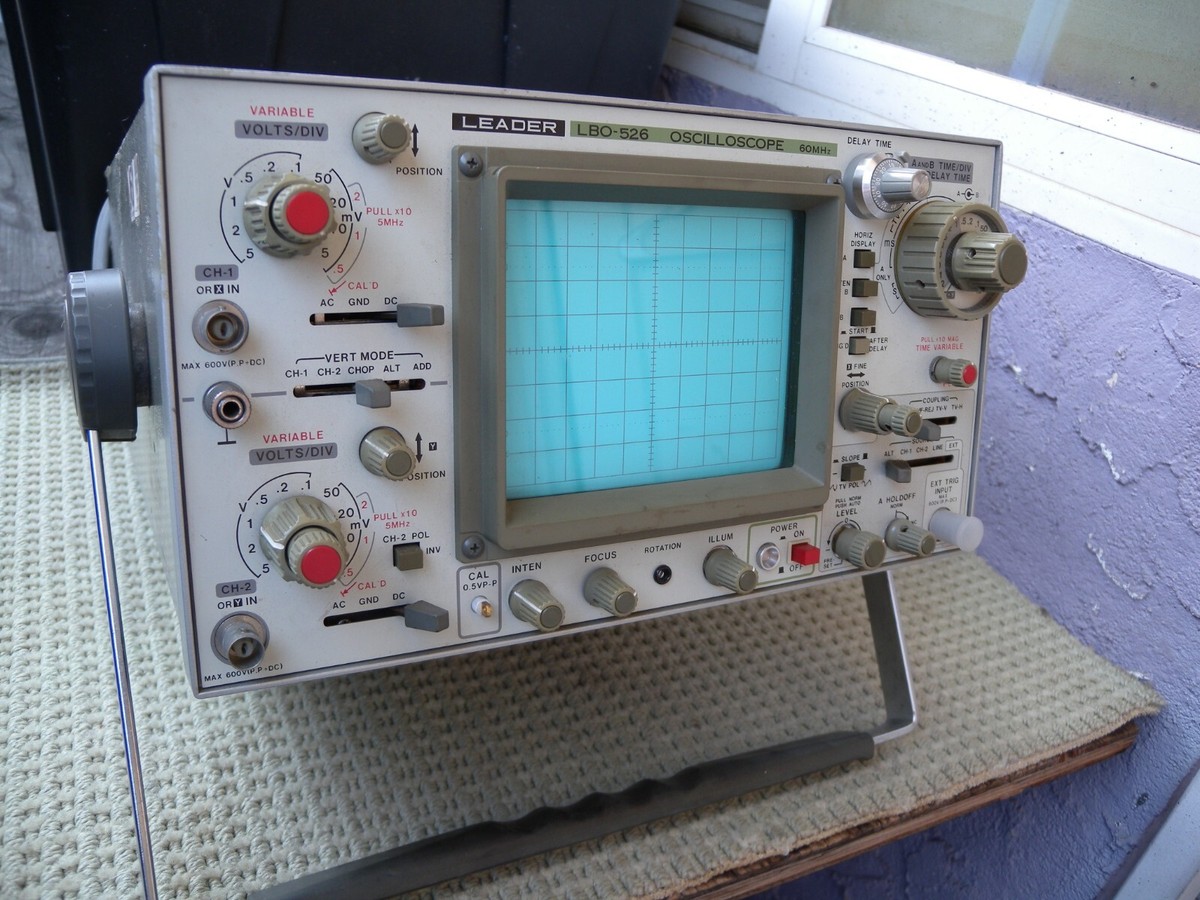 LEADER OSCILLSCOPE 60MHZ. LBO-526 GREAT WORKED CONDITION. W/TESTED