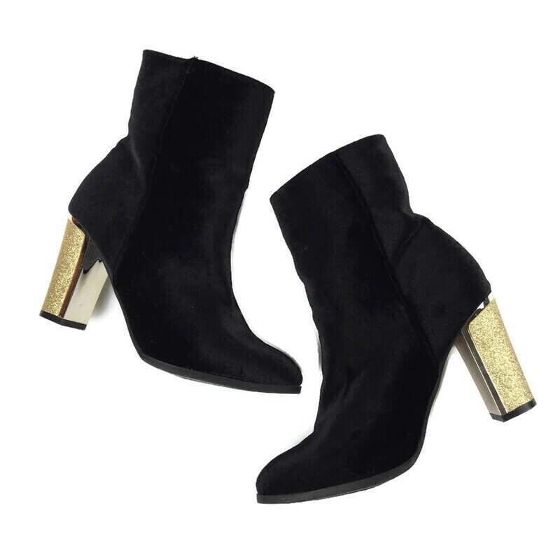 CATO Black Velvet Boots Booties Womens 7 M Gold Glitt… Gem